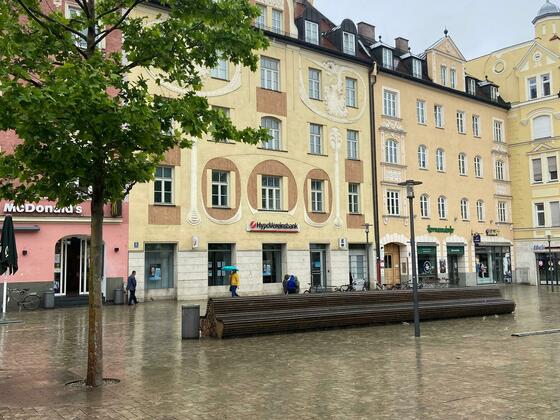 Platz 'am Harras'