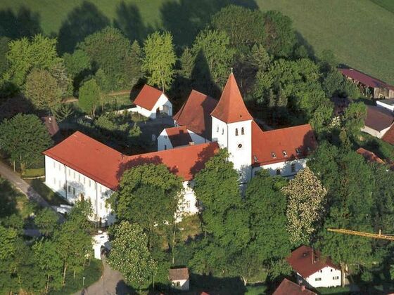 Kloster Paring im Langquaider Ortsteil Paring