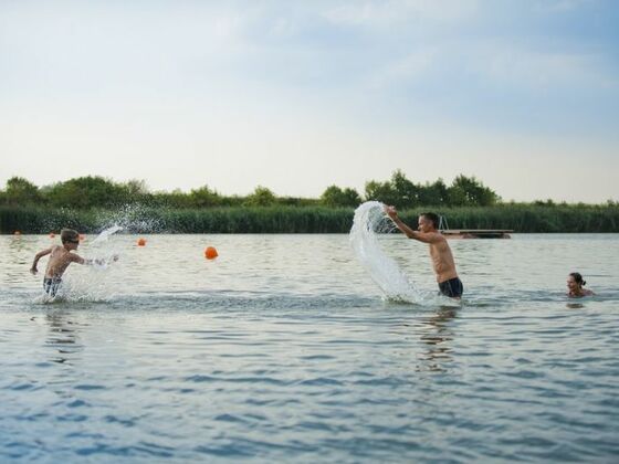 Badespaß im Mauerner Badesee in Neustadt an der Donau im Hopfenland Hallertau