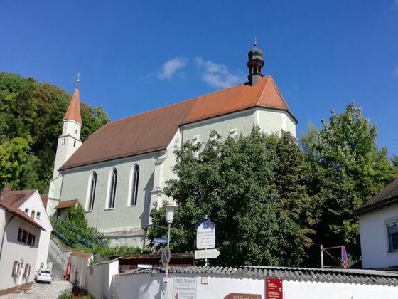 Orgelmuseum Kelheim in der ehemaligen Franziskaner-Klosterkirche