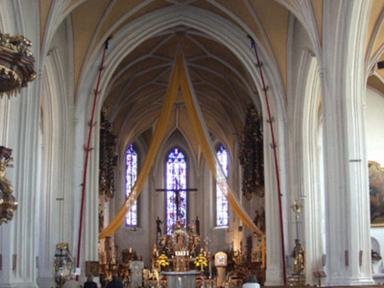 Wallfahrtskirche auf dem Bogenberg