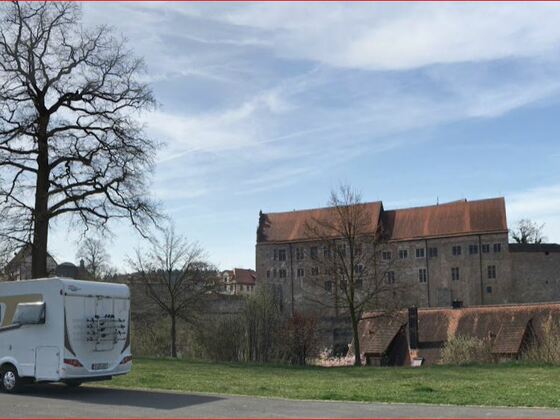 Wohnmobilstellplatz bei der Cadolzburg