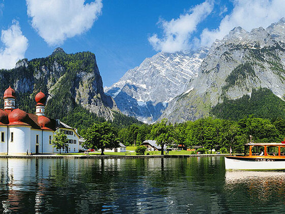 Schifffahrt auf dem Königssee vor Sankt Bartholomäe