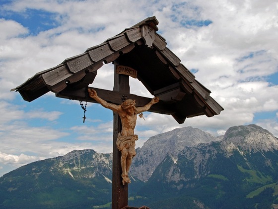 Das Gipfelkreuz auf dem Grünstein