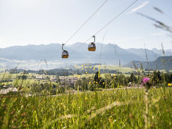 Bergfahrt mit der Hörnerbahn in Bolsterlang
