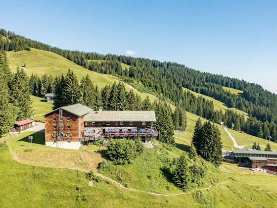 Mitten im Wandergebiet der Hörnerbahn Bolsterlang