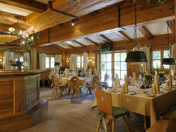 restaurant-waldhaus001