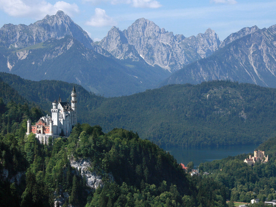Blick auf die Königsschlösser Neuschwanstein und Hohenschwangau