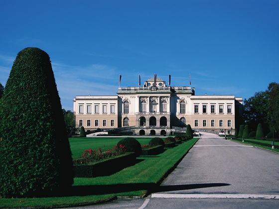 Zufahrt Schloss Klessheim