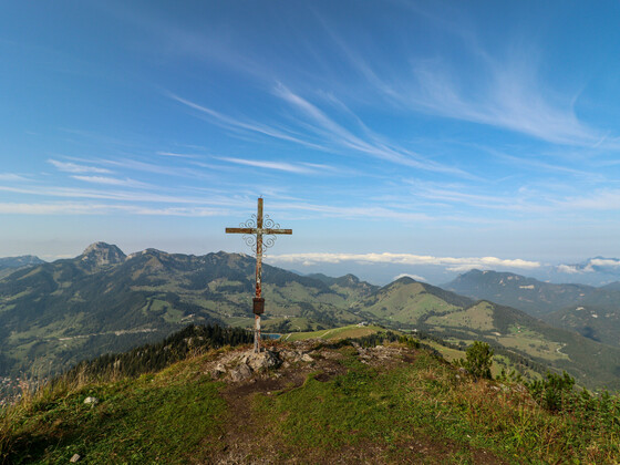 Gipfelkreuz am kleinen Traithen
