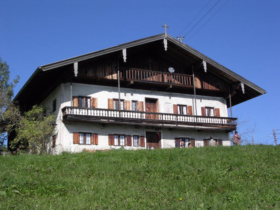 Die südseitig gelegene Ziffer Alm
