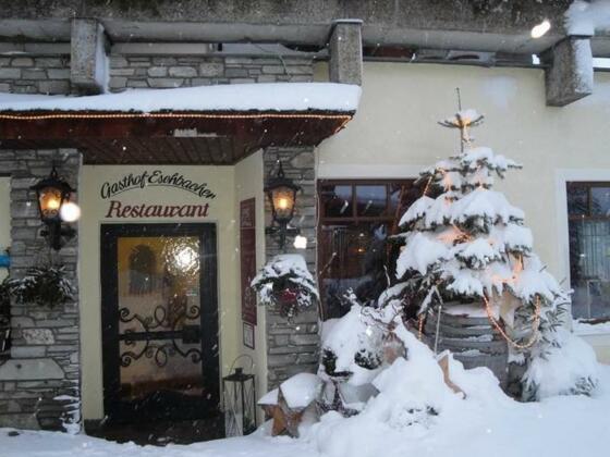 Herzlich Willkommen im Hotel Gasthof Eschbacher!
