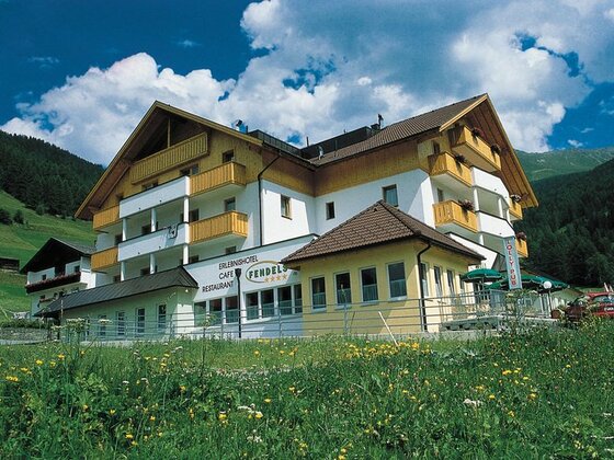 Familien-Erlebnishotel Fendels