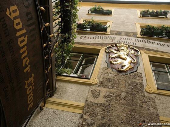 Goldene Löwe Aussen