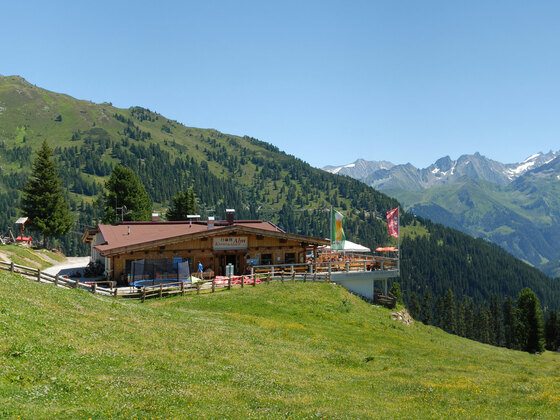 Schmankerlalm Kreuzwiesen Alm