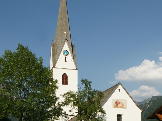 sonntag, Katholische Pfarrkirche Heiliger Oswald und Heiliger Dominikus