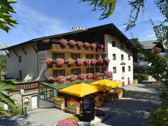 Hotel Diana