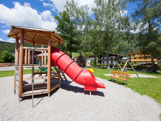 Spielplatz Unken
