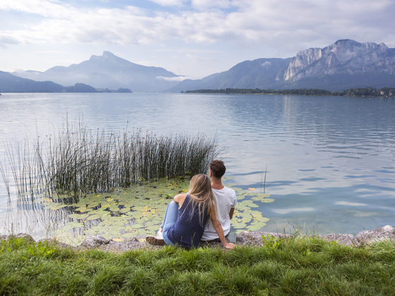 Spazieren an der Seepromenade 
