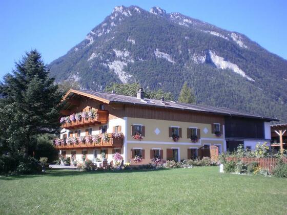 Starbauer Golling (2)