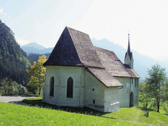 Ludesch, Alte Pfarrkirche Heiliger Martin mit ehemaligem Kirchhof