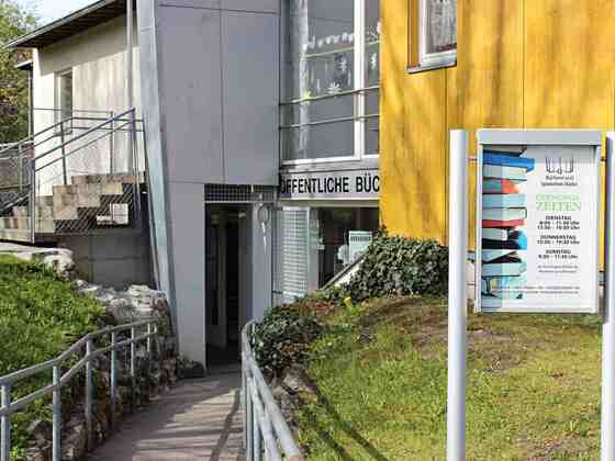 Öffentliche Bücherei &amp; Spielothek Mäder