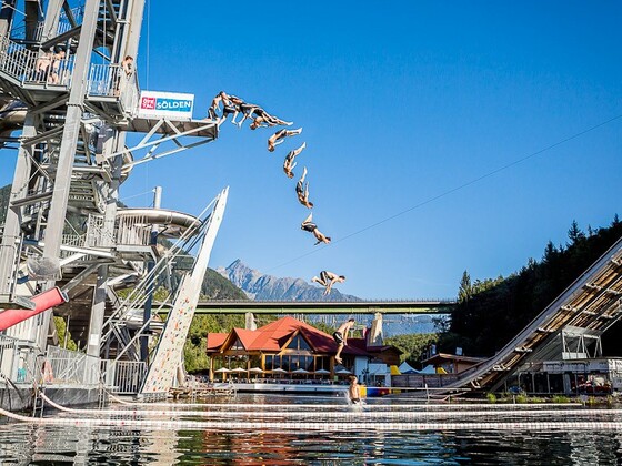 Sprungturm in der Area 47