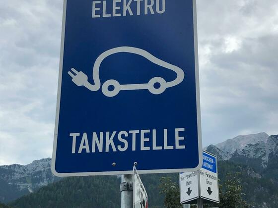E-Ladestation am Parkplatz Königssee