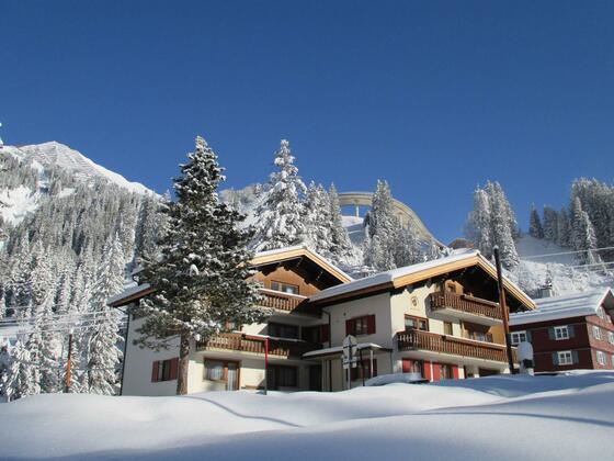 Haus Bischof Winterbild