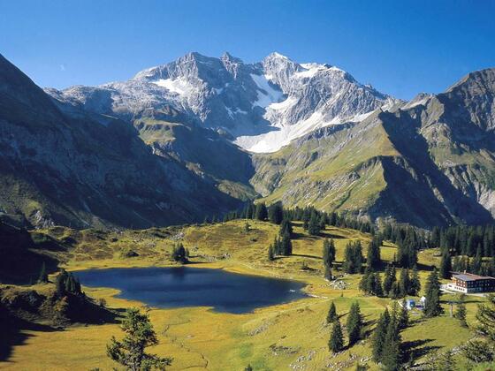 Braunarlspitze mit Körbersee