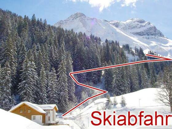 Skiabfahrt bis zum Haus