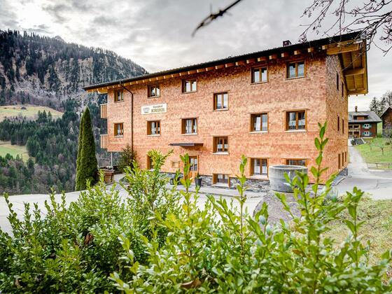 Krone_BY_MATTHIAS_RHOMBERG_005