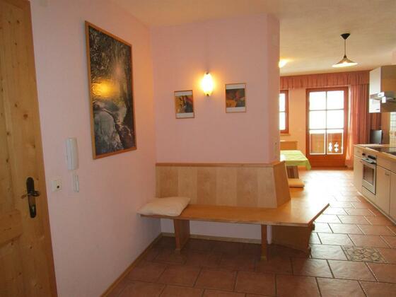 Ferienwohnung Rose - Garderobe (Bild 2)