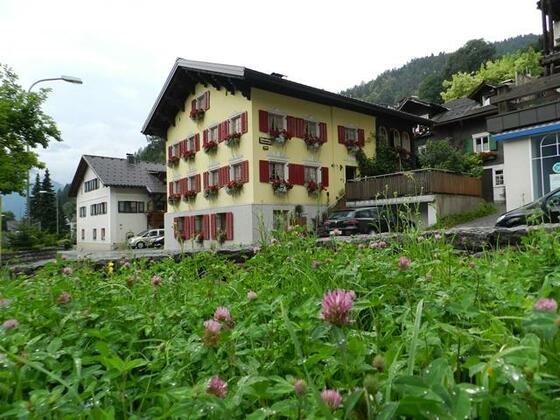 Hausansicht - Sommer