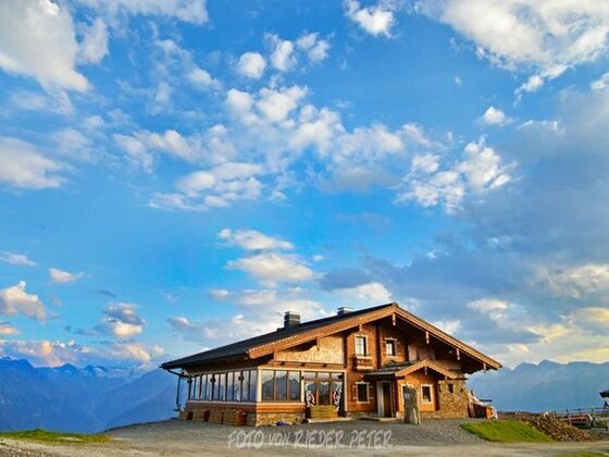 Die Wildkogel Alm