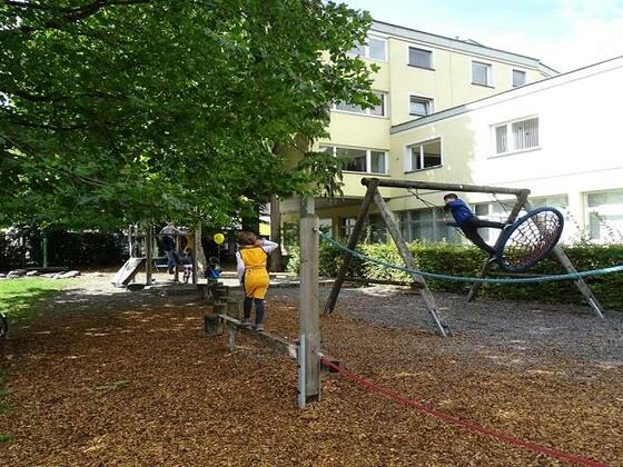 Spielplatz Remise 1