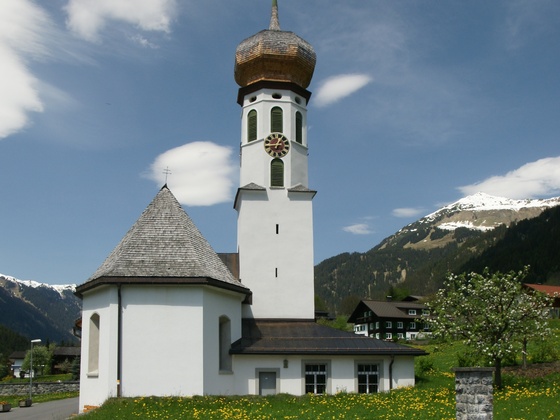 Kuratienkirche Heiliger Nikolaus in Gortipohl
