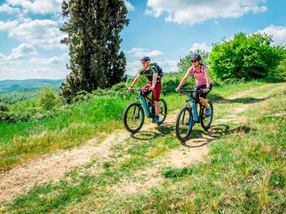 INNTOUR active holidays &amp; adventure sports