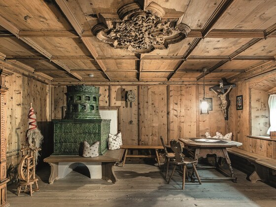 Lukas Tschofen Stube