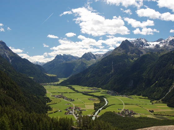 Blick vom Hohen Stein Richtung Längenfeld
