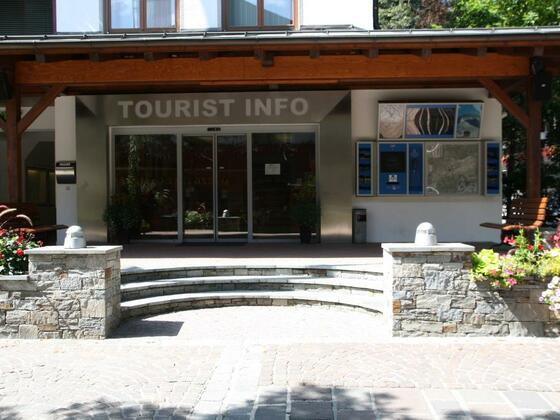 Informationsbüro Söll