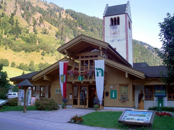 Touristinformation Fusch