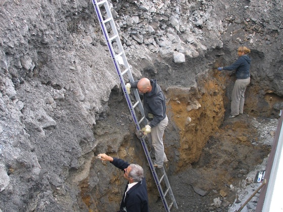Bergbauhalde und Erzaufbereitung