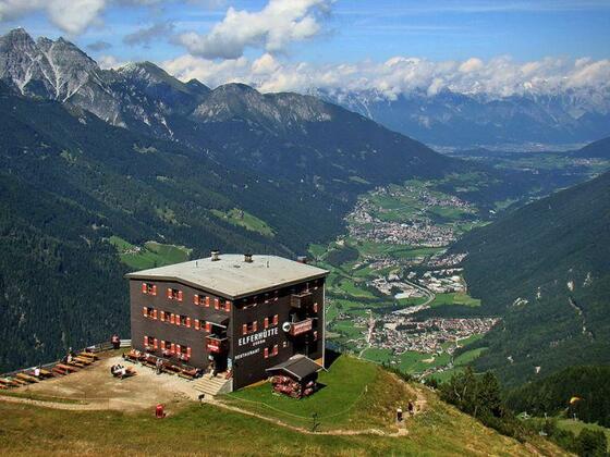 Elferhütte Sommer neu