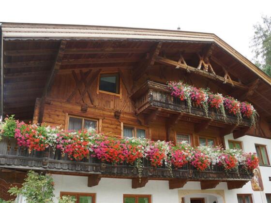 Normenhof, Aussenansicht