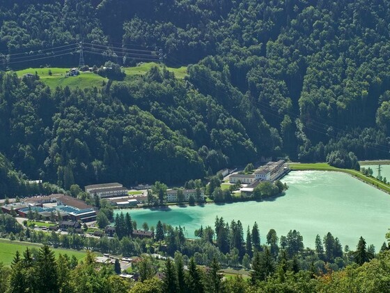 Rodund-Ausgleichsbecken mit den Rodundkraftwerken I und II