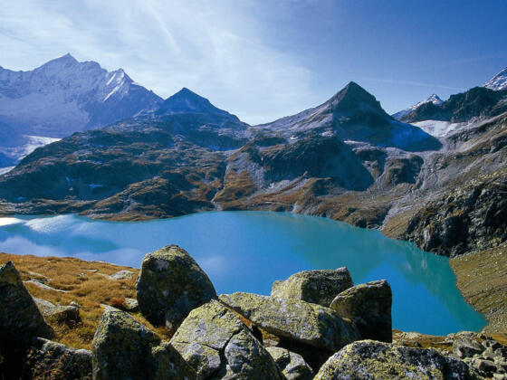 Weißsee mit Blick auf den Medelzkopf und Tauernkogel