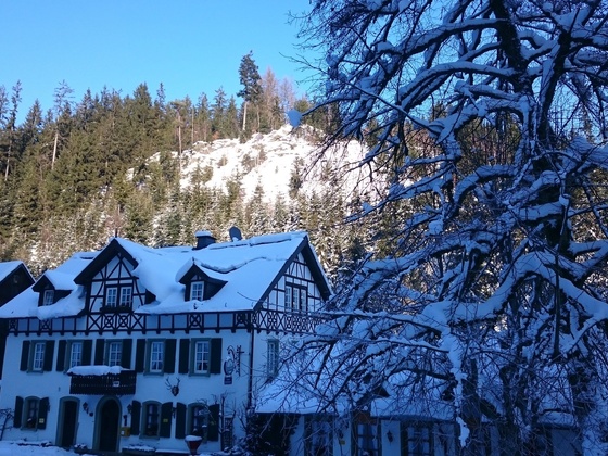 Gasthof Bischofsmühle im Winter