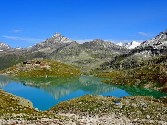 Weißsee mit Rudolfshütte