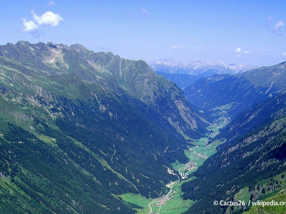 Blick auf das innere Pitztal vom Grabkogel (2651m, oberhalb des Moalandsees) Richtung Norden